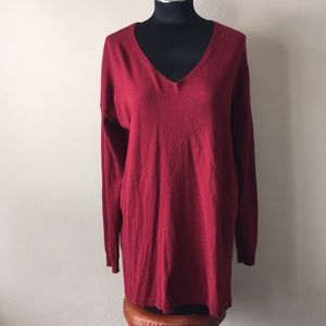 Old Navy burgundy red V-neck pullover sweater sz L